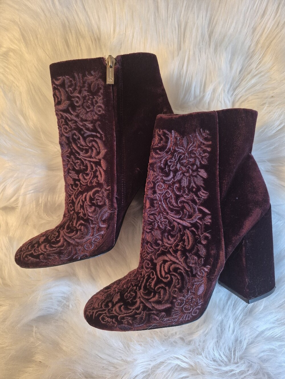 Vintage Jessica Simpson Burgundy Wovella Embroidered Ankle Boots Size 8.5M